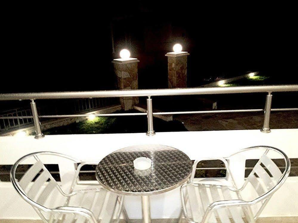 Crown Apartments 칼리베스 외부 사진