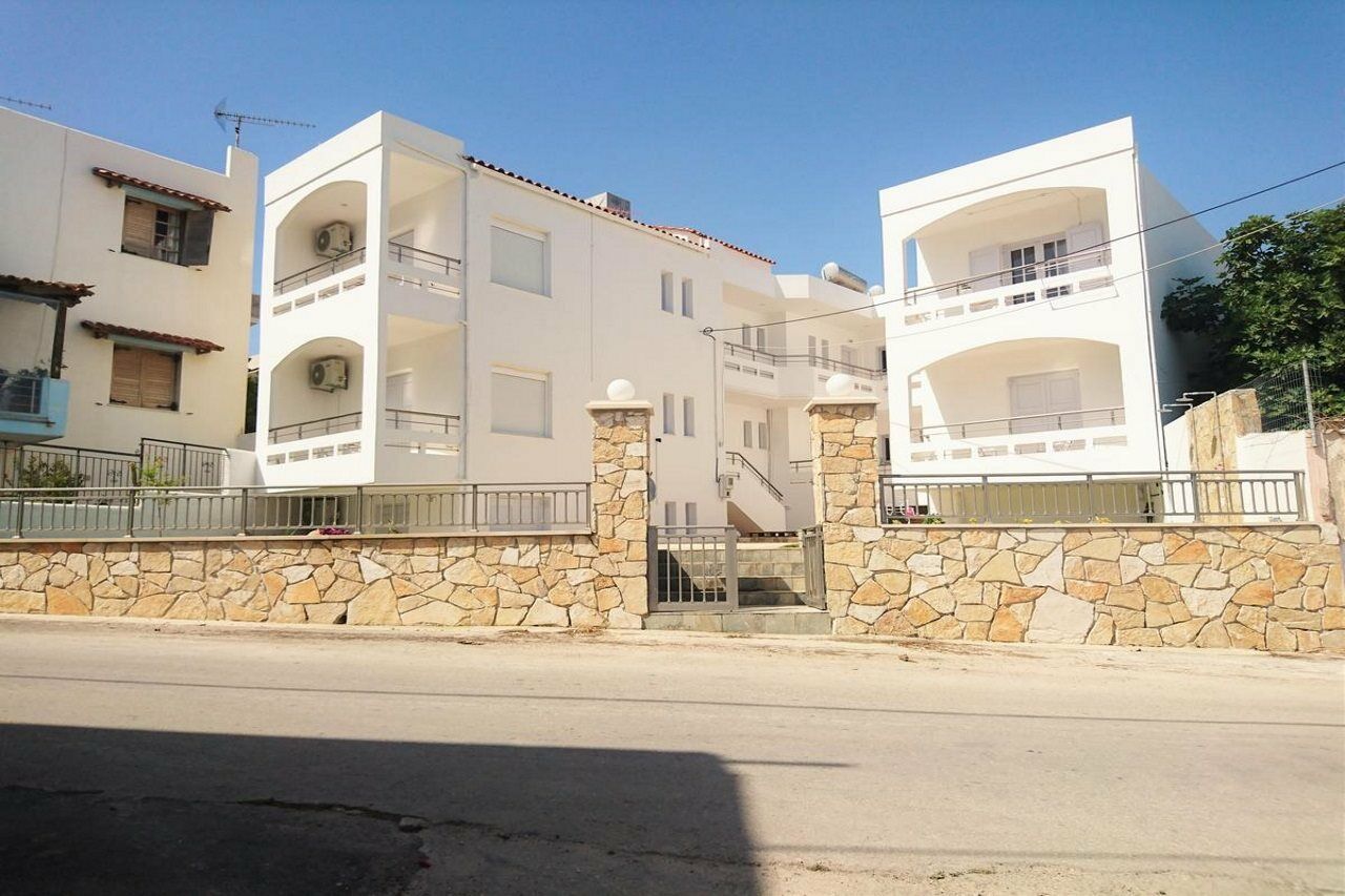 Crown Apartments 칼리베스 외부 사진