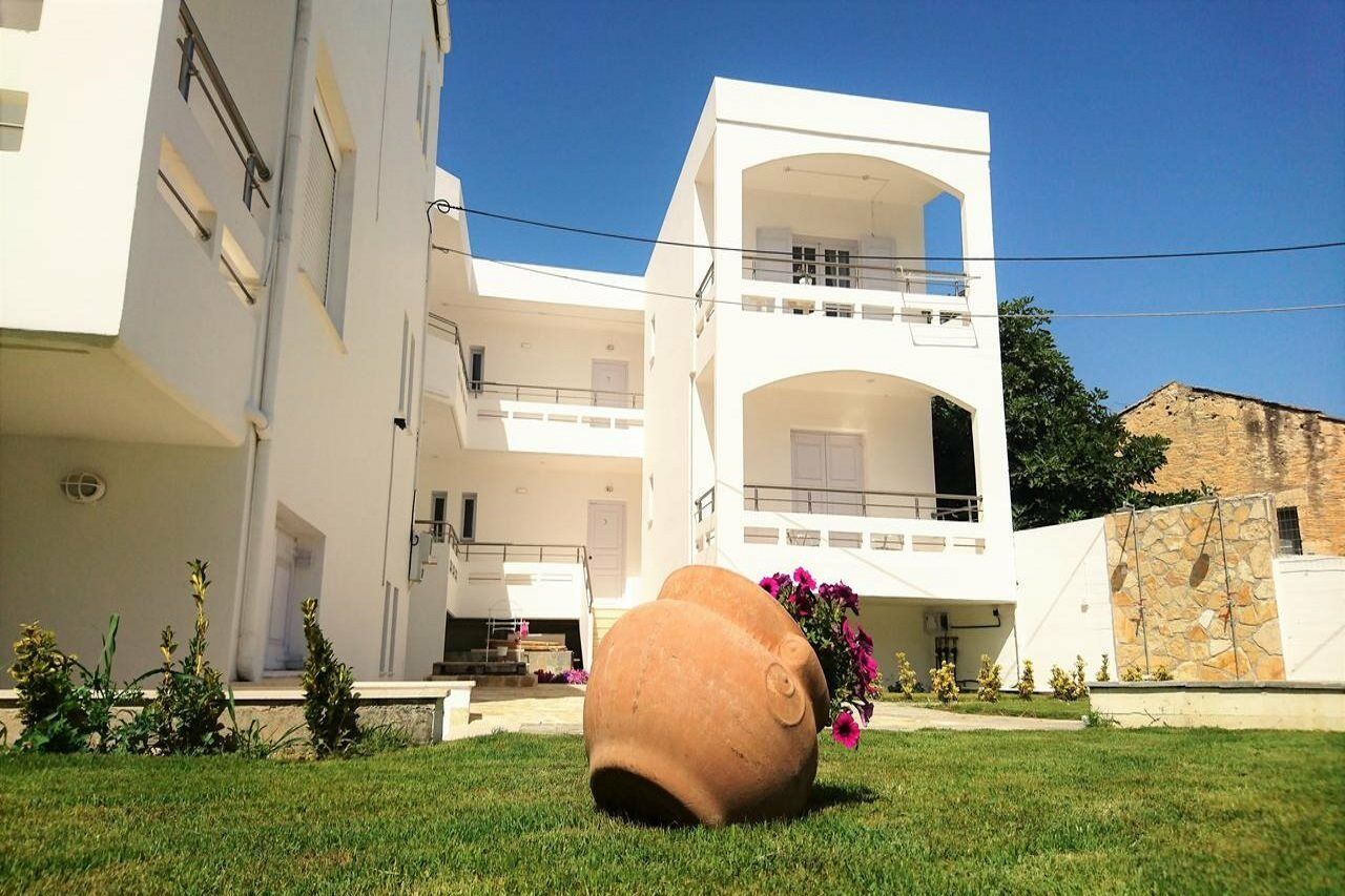 Crown Apartments 칼리베스 외부 사진
